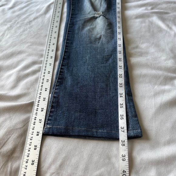 Wallflower Women's Distressed Denim Faded Stretchy Jeans Blue Size 7 Casual - Picture 13 of 16